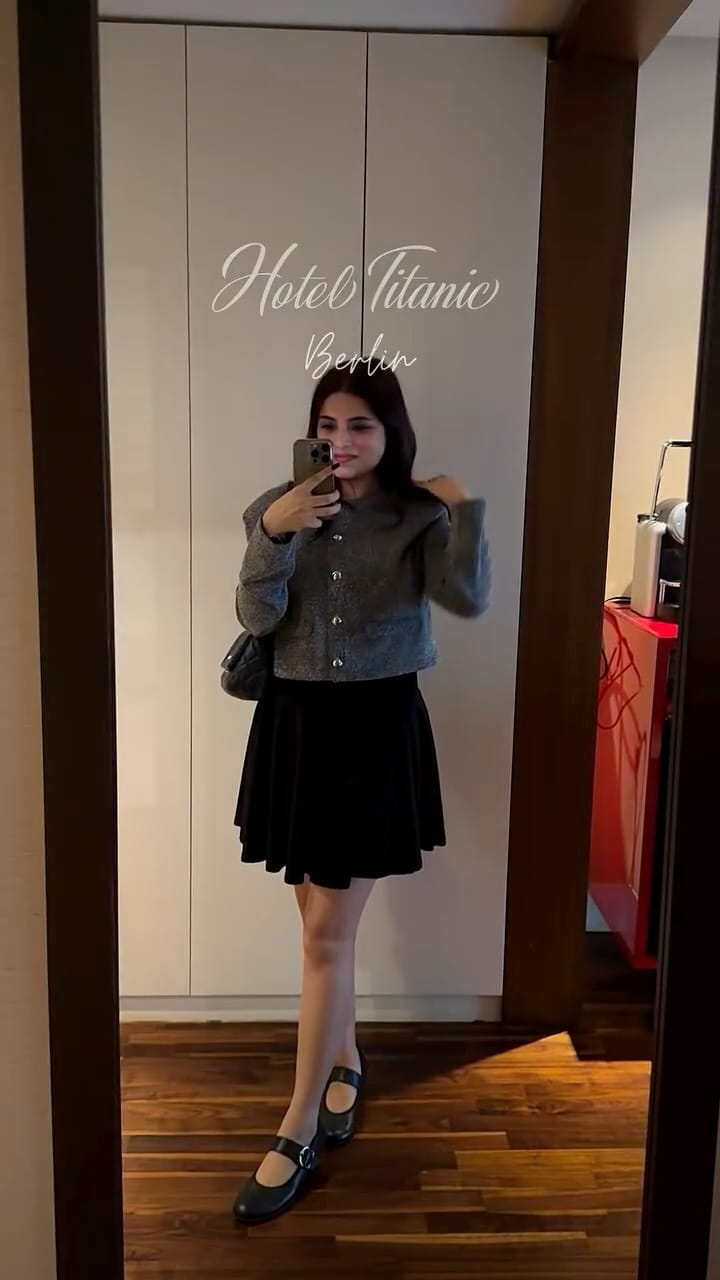 Post 8 by Sneha Singh | Berlin | Europe | Blogger | Fashion👗| Food🍛 on Instagram (video)