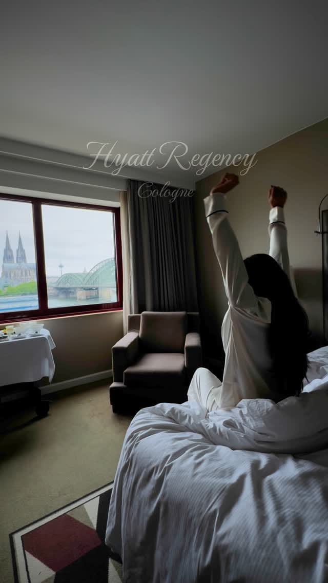 Post 10 by Sneha Singh | Berlin | Europe | Blogger | Fashion👗| Food🍛 on Instagram (video)