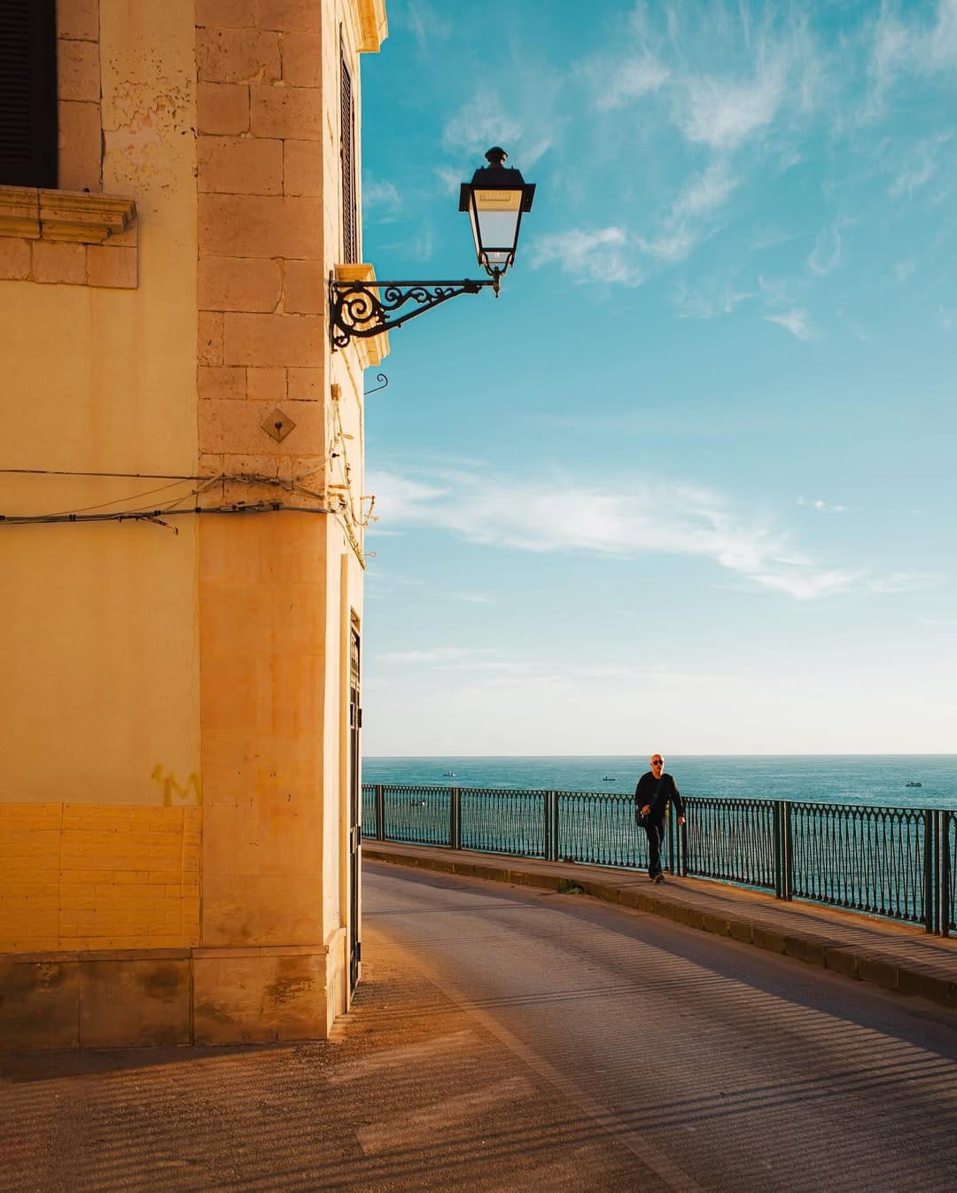 Post 10 by Joerg Nicht on Instagram (image)