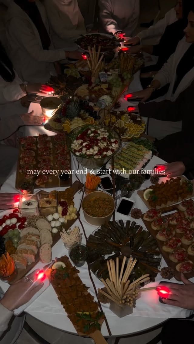Post 6 by 𝐌𝐄𝐍𝐂𝐈 on Instagram (video)