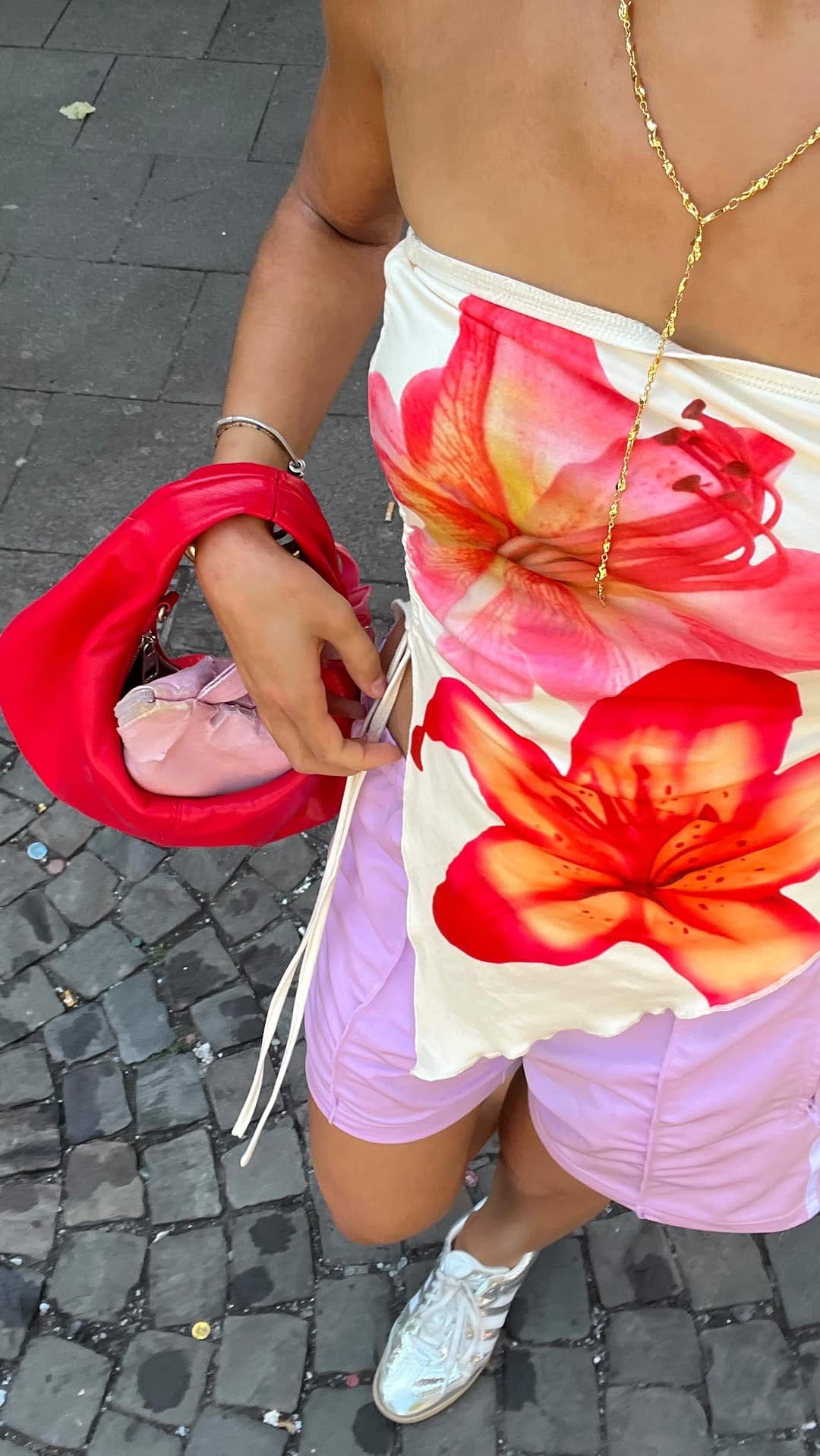 Post 6 by Joana Kathy🪩🍒 on Instagram (video)