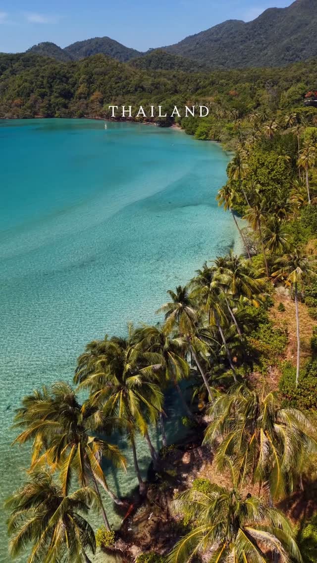Post 4 by Jenni ☼ travel & hotel content creator on Instagram (video)