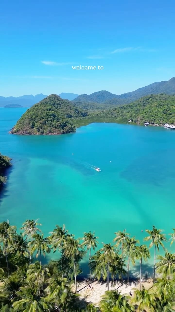 Post 7 by Jenni ☼ travel & hotel content creator on Instagram (video)