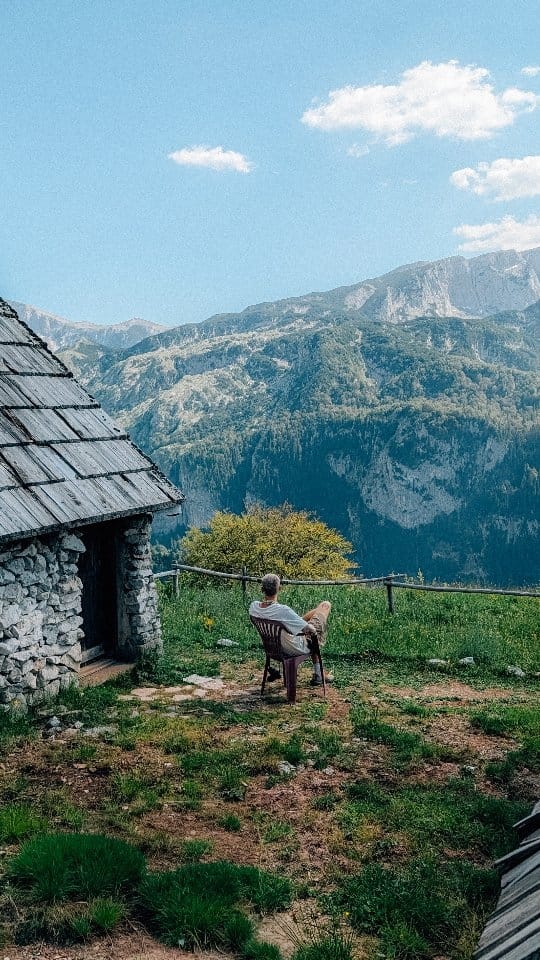 Post 5 by Philipp Heigel on Instagram (video)