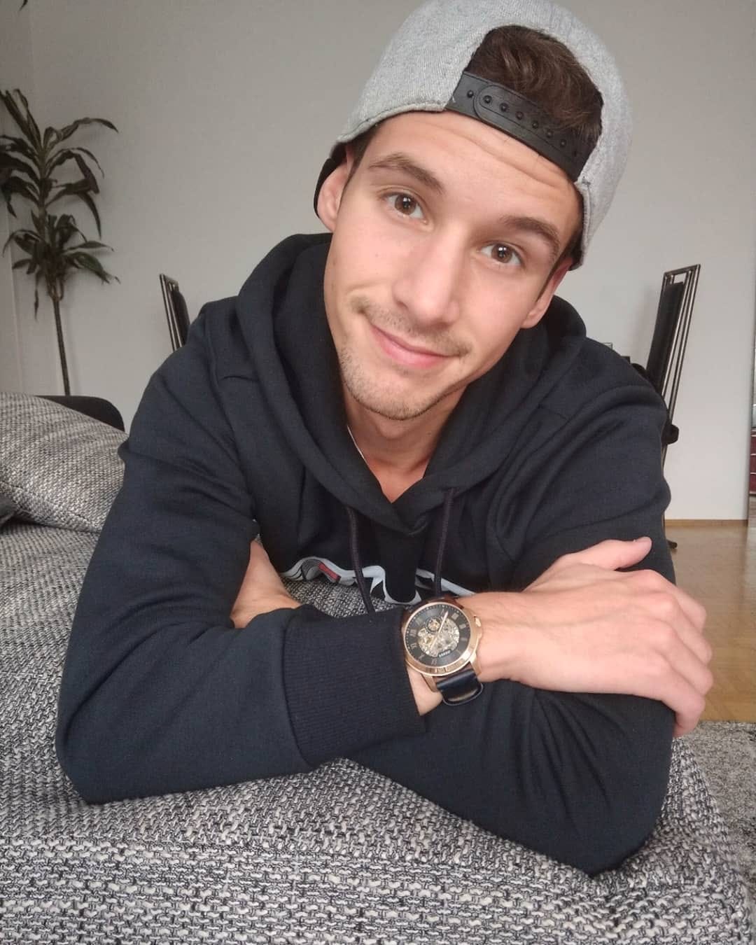 Post 4 by Toby on Instagram (image)