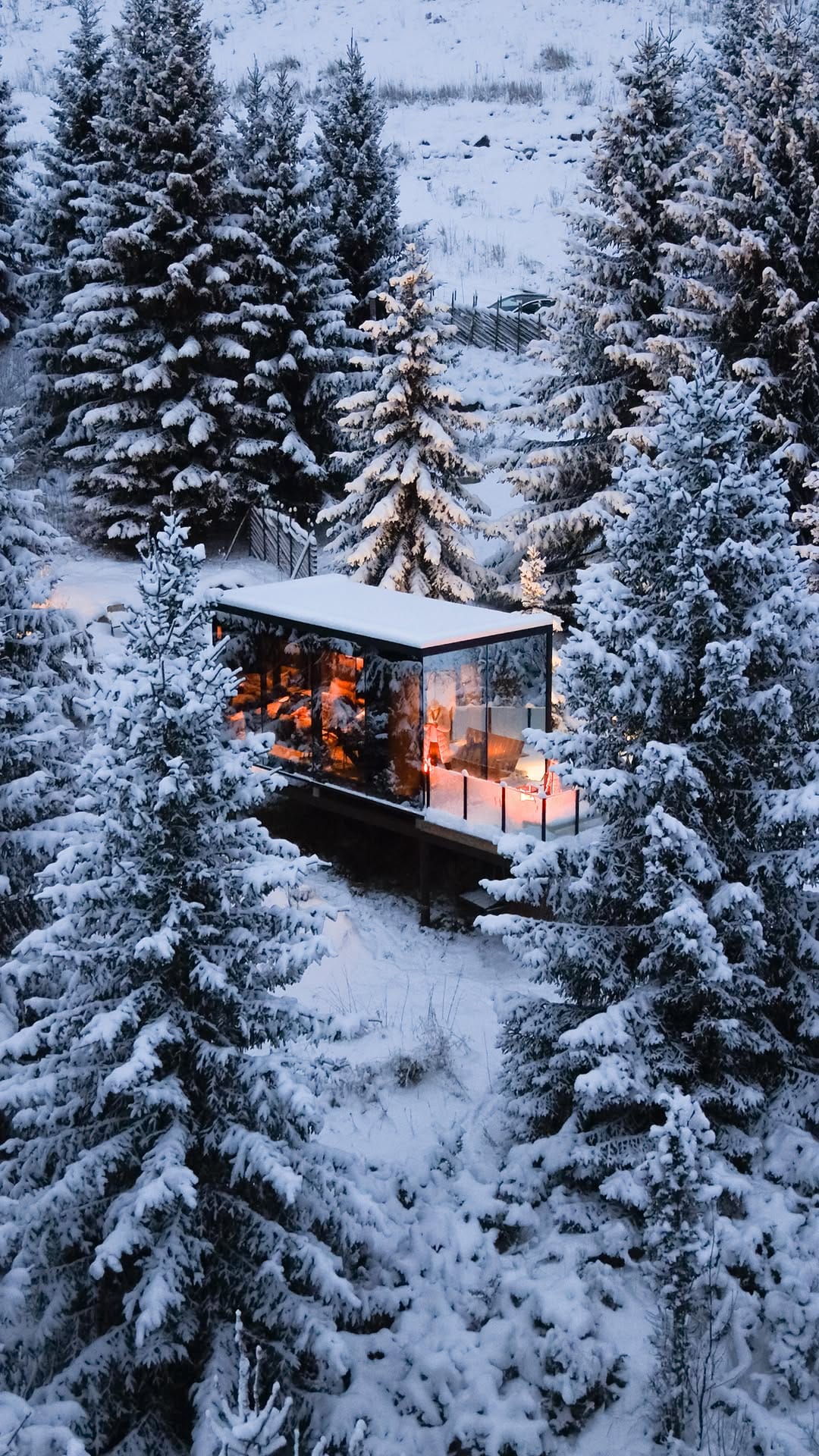 Post 3 by lina | [fotoˈɡraːfɪn] content creator on Instagram (video)