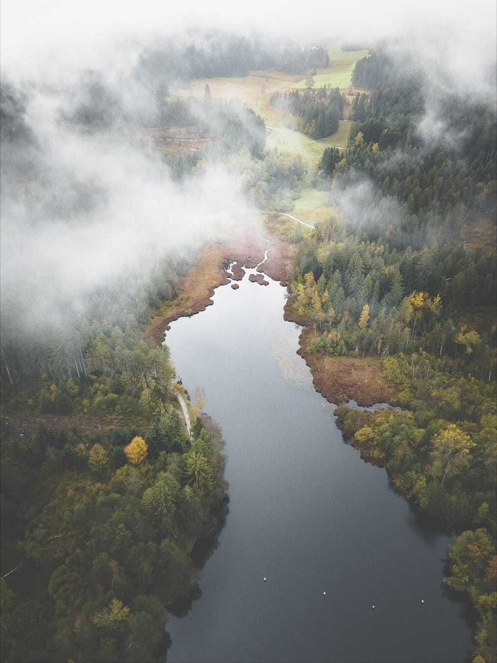 Post 5 by N I K L A S ▾ German Explorer on Instagram (carousel)