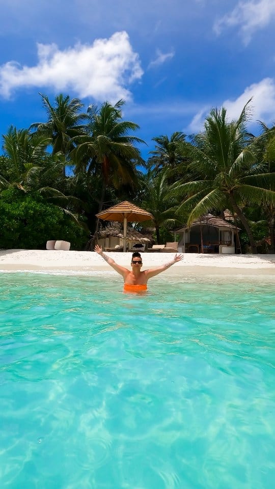 Post 6 by Love ❤ | Travel ✈ | Mindset 🤯 on Instagram (video)