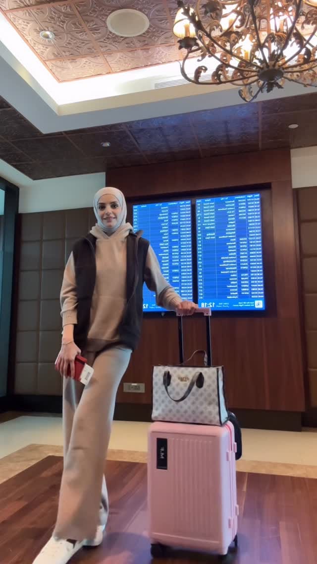 Post 10 by Maha on Instagram (video)