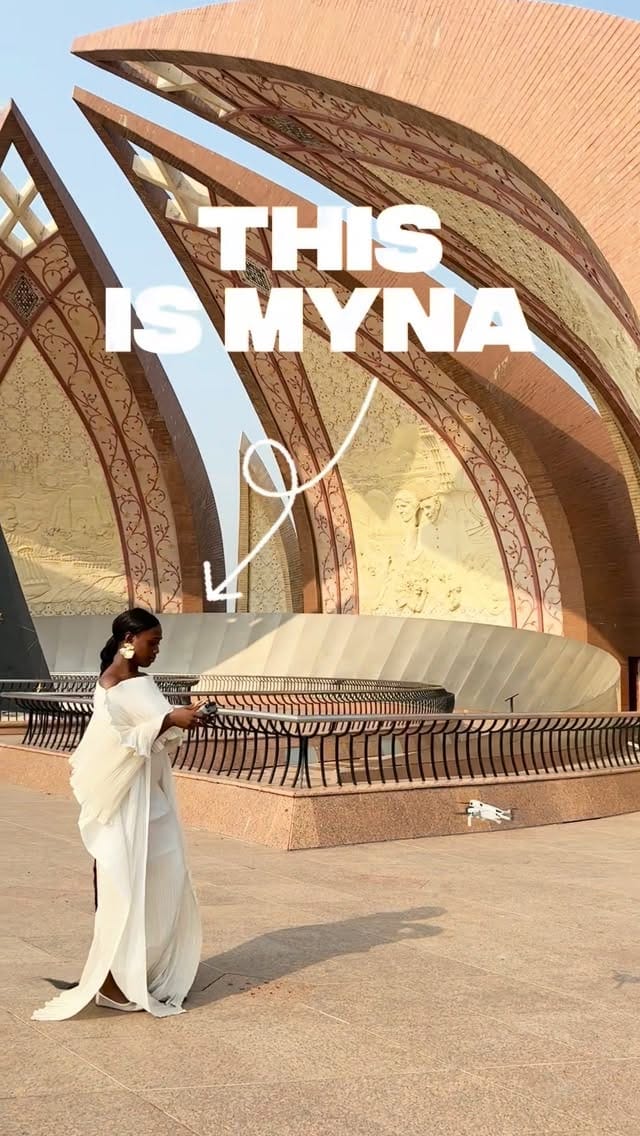 Post 4 by Amina Mamaty 🇲🇱🇨🇬🇫🇷 | Travel on Instagram (video)