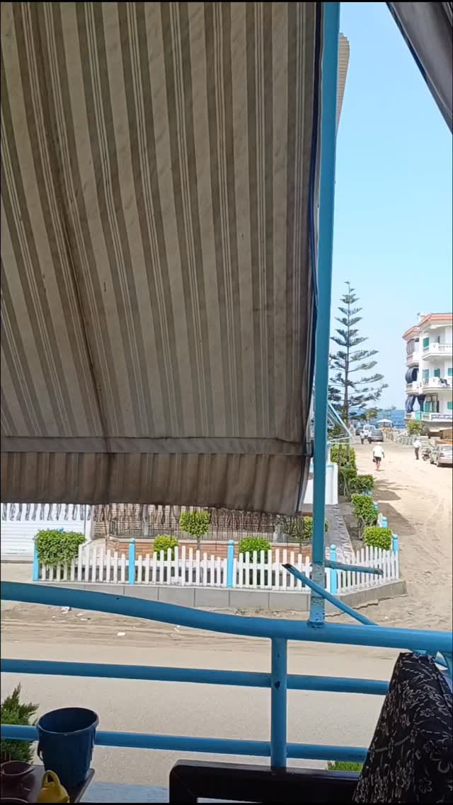 Post 3 by Hend Bassiouni on Instagram (video)
