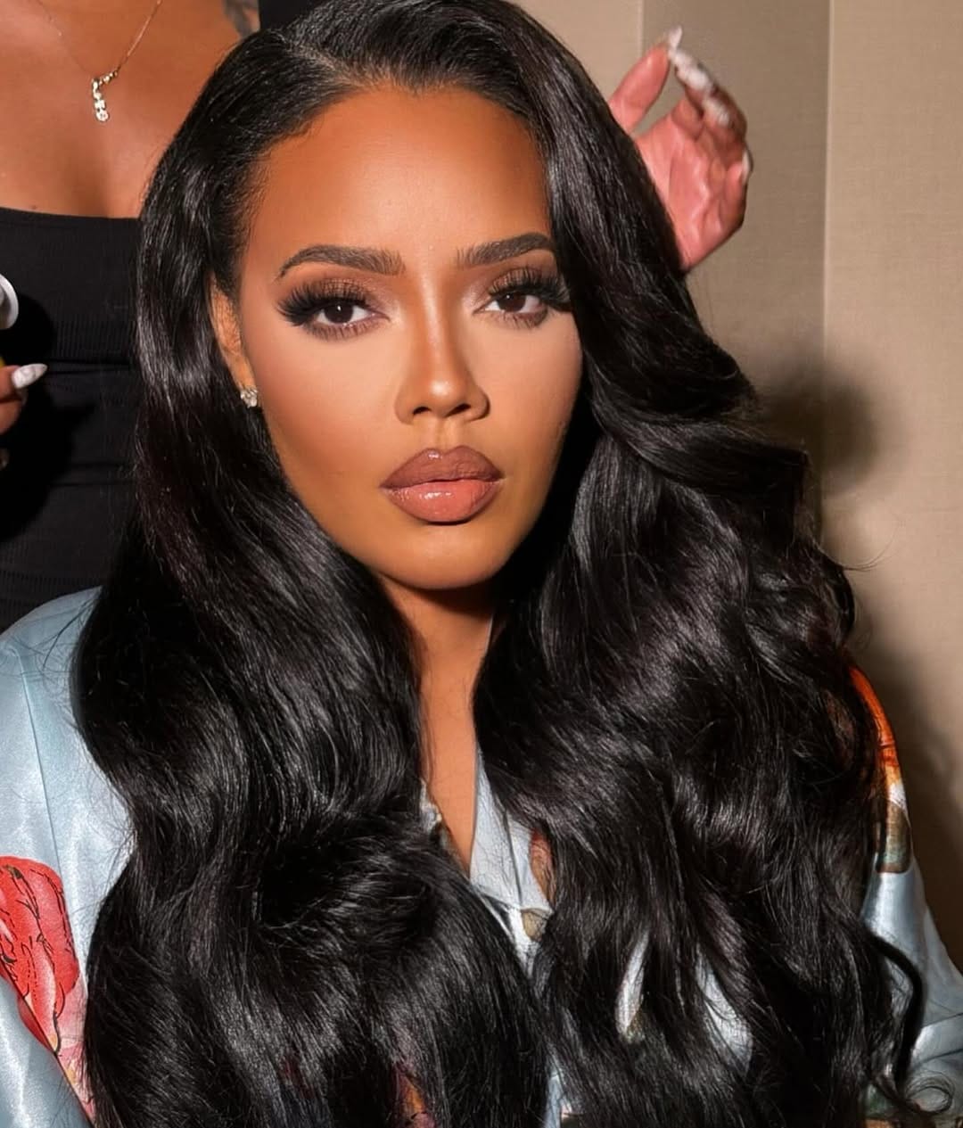 Post 10 by Jee Davis- Celebrity/ Bridal Hairstylist on Instagram (carousel)