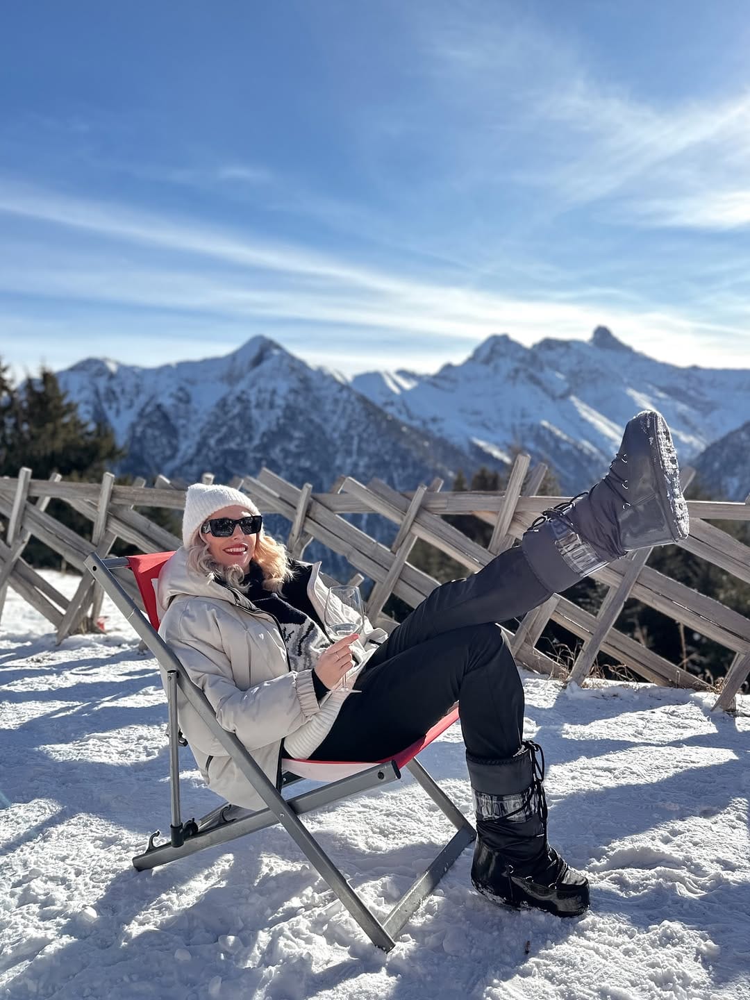 Post 5 by Andra | Style & Travel on Instagram (carousel)