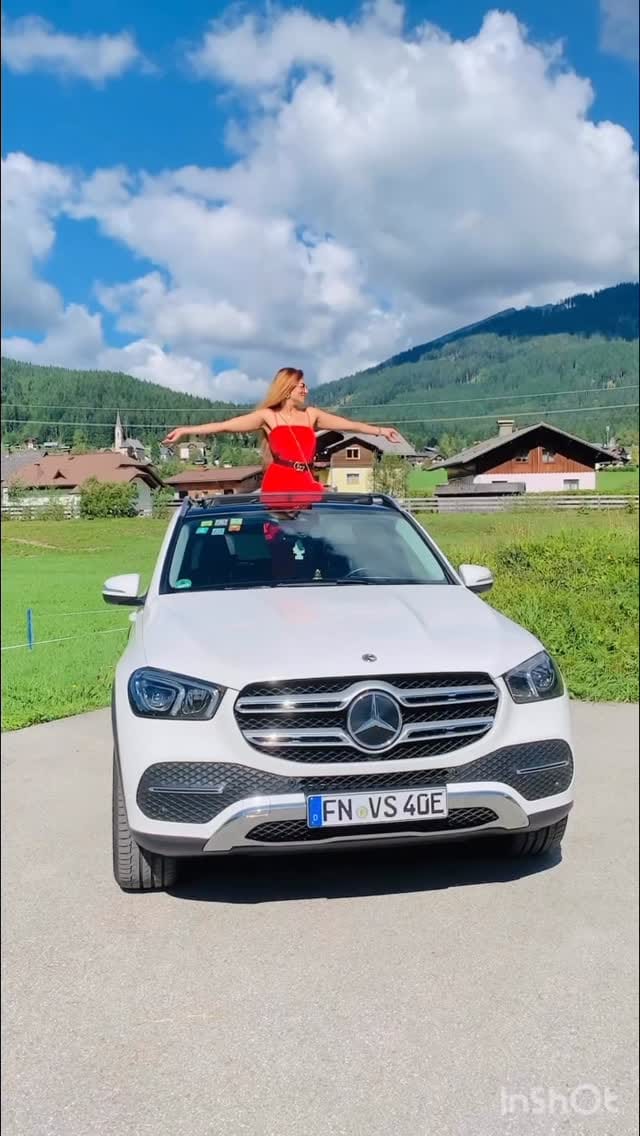 Post 4 by Divya Vaishnaw on Instagram (video)