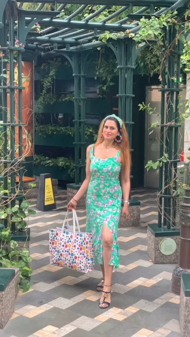 Post 10 by Divya Vaishnaw on Instagram (video)