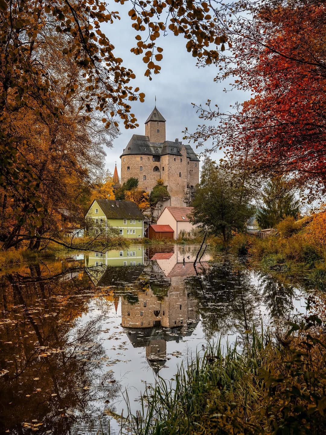 Post 5 by @bonjourbonvoyage on Instagram (image)