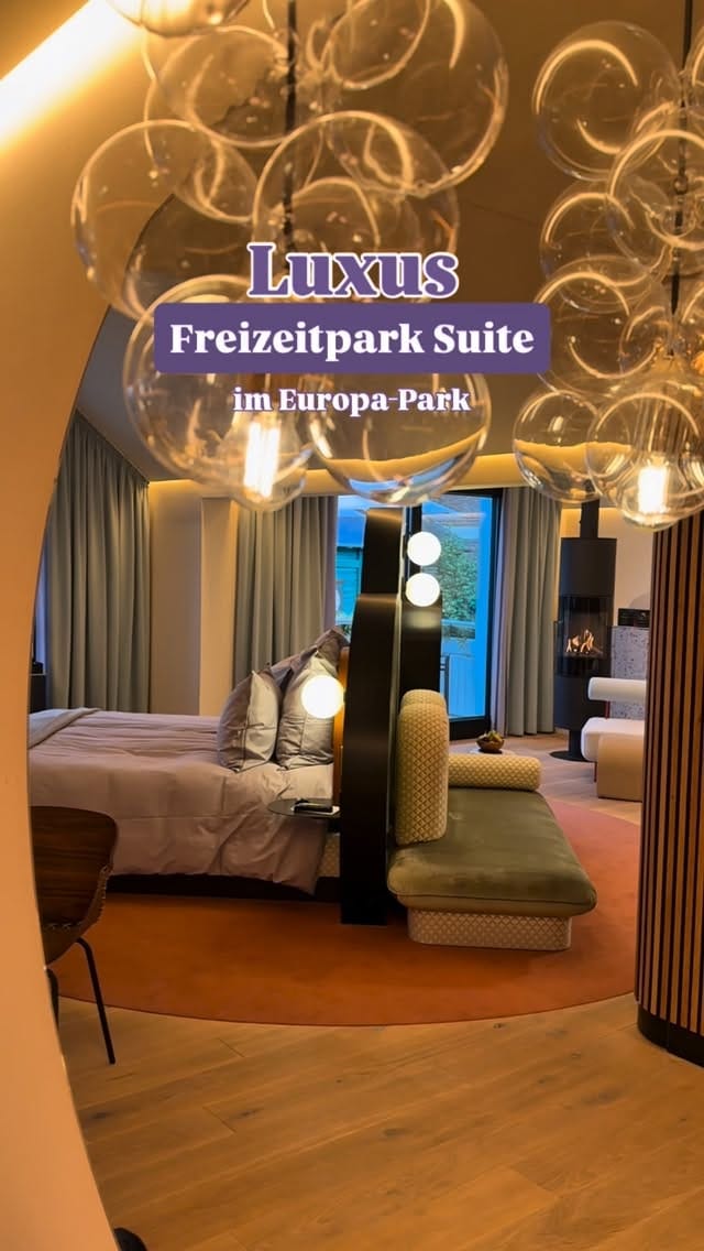 Post 4 by Freizeitpark Traveller on Instagram (video)
