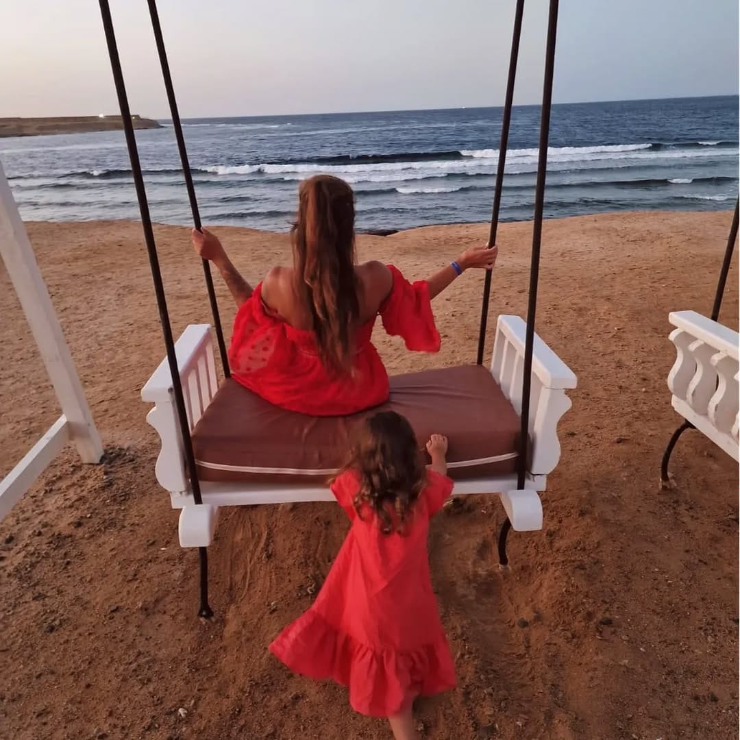 Post 10 by 🍓 Nicky 🍓 on Instagram (image)