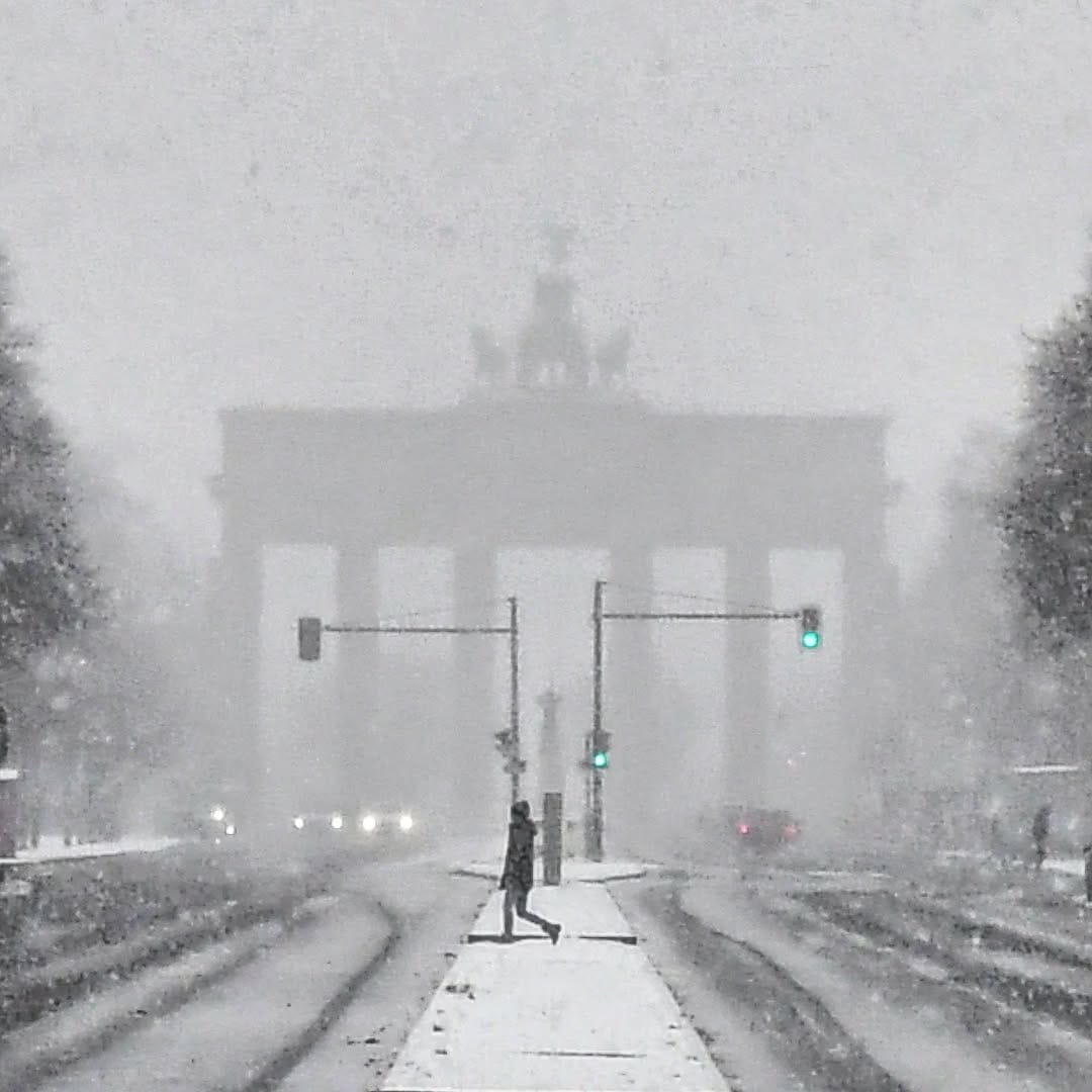 Post 10 by Denis on Instagram (image)