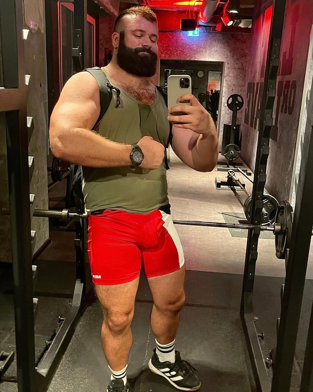 Post 8 by Joe 🐻 on Instagram (image)
