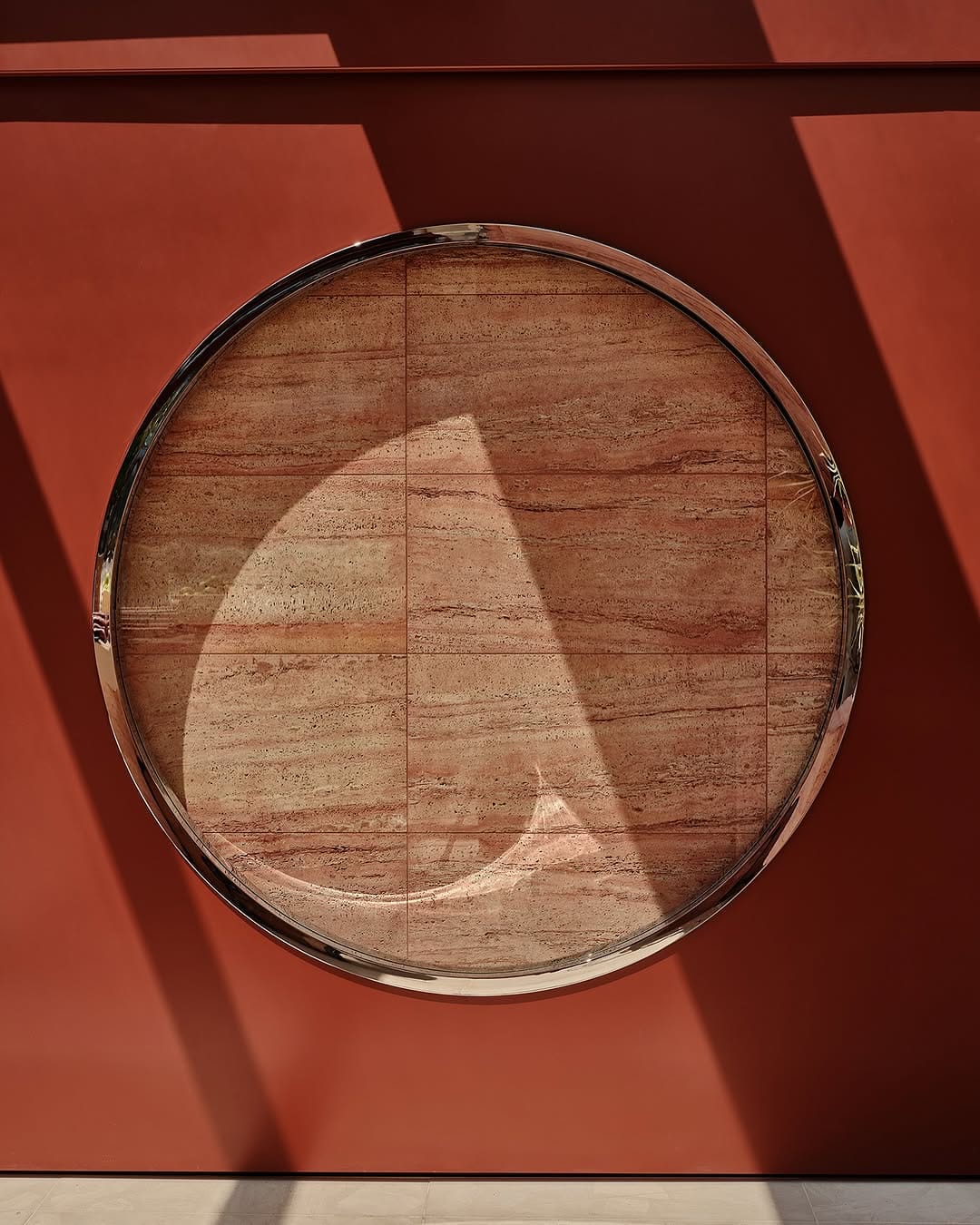 Post 9 by Georg Roske on Instagram (carousel)