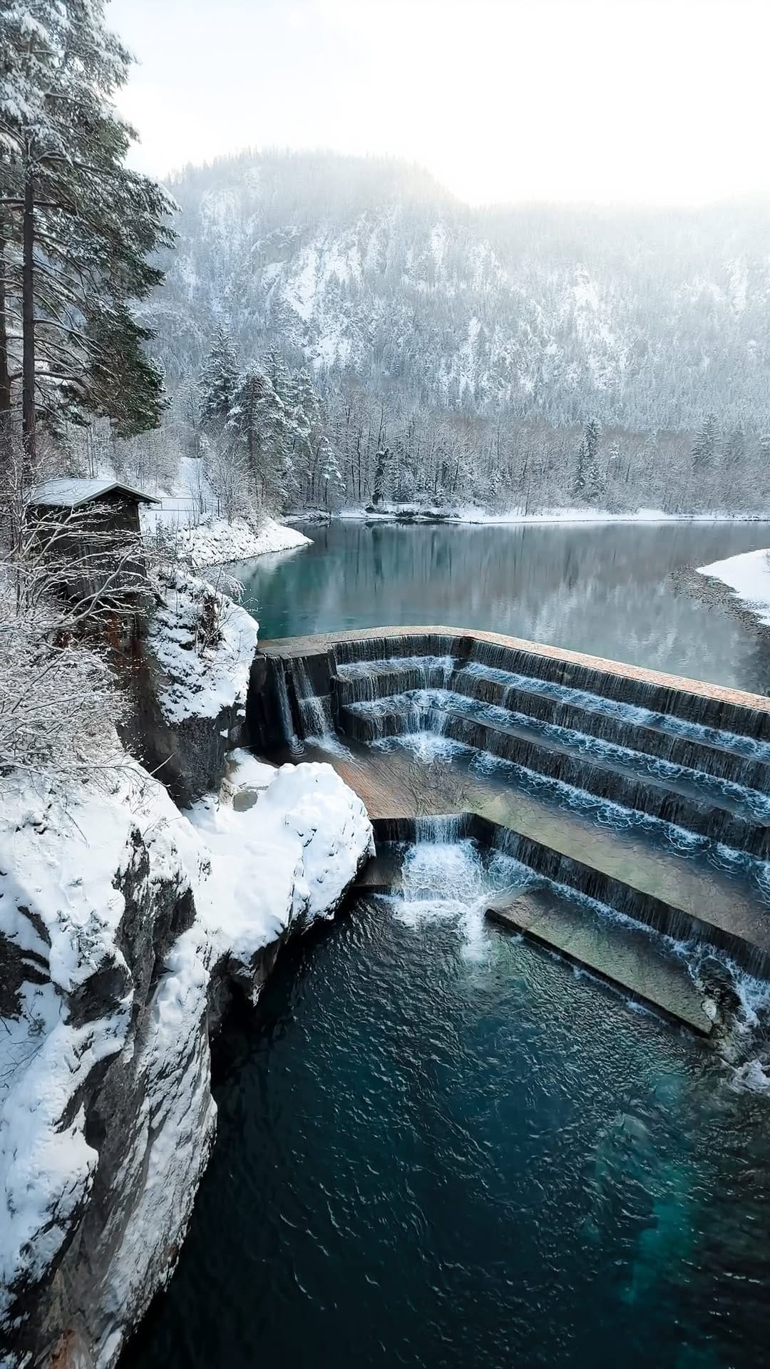 Post 6 by 𝐉𝐀𝐍𝐈 | Travel & Outdoor on Instagram (video)