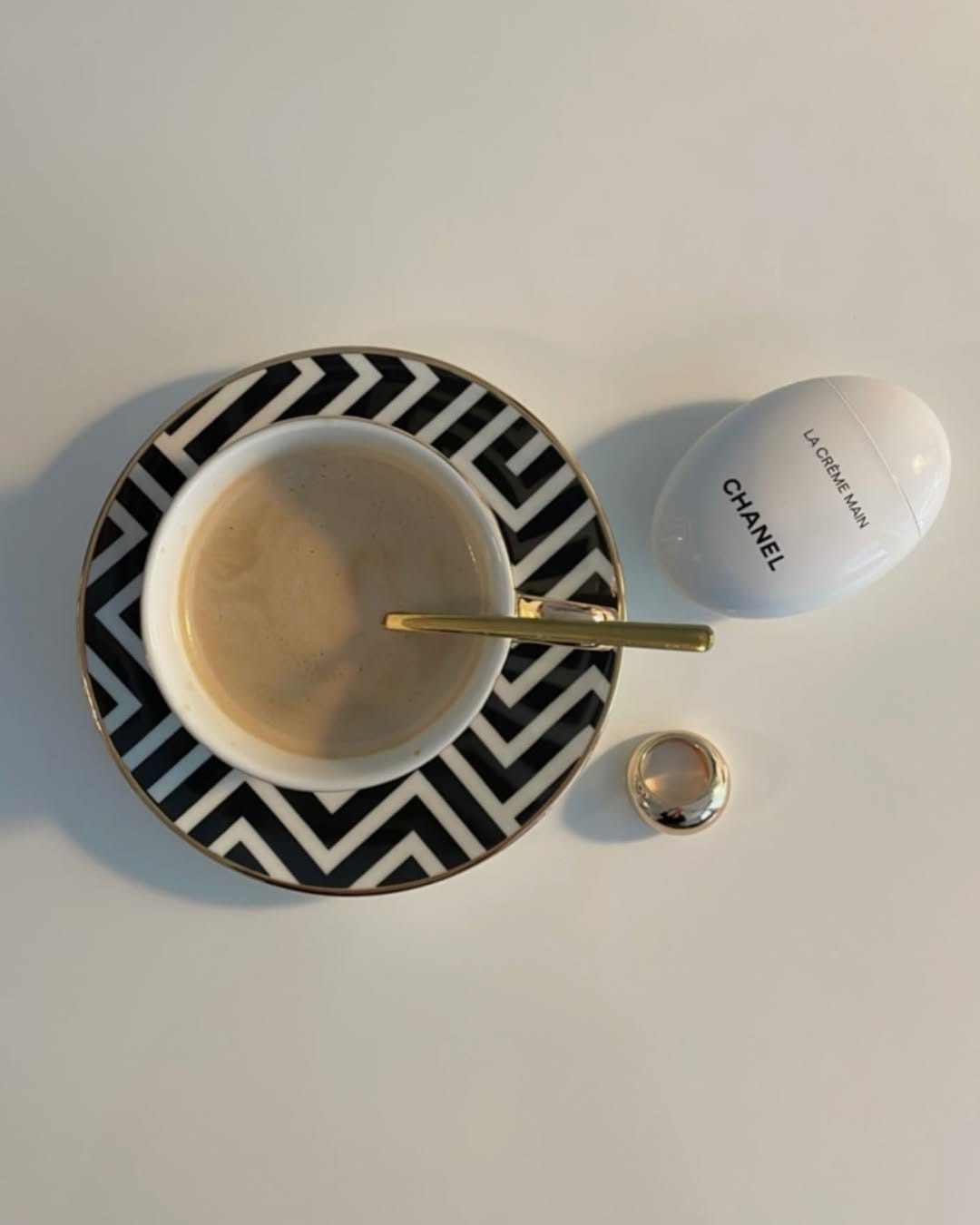 Post 10 by Tea kapoukaki-Kiagia on Instagram (image)