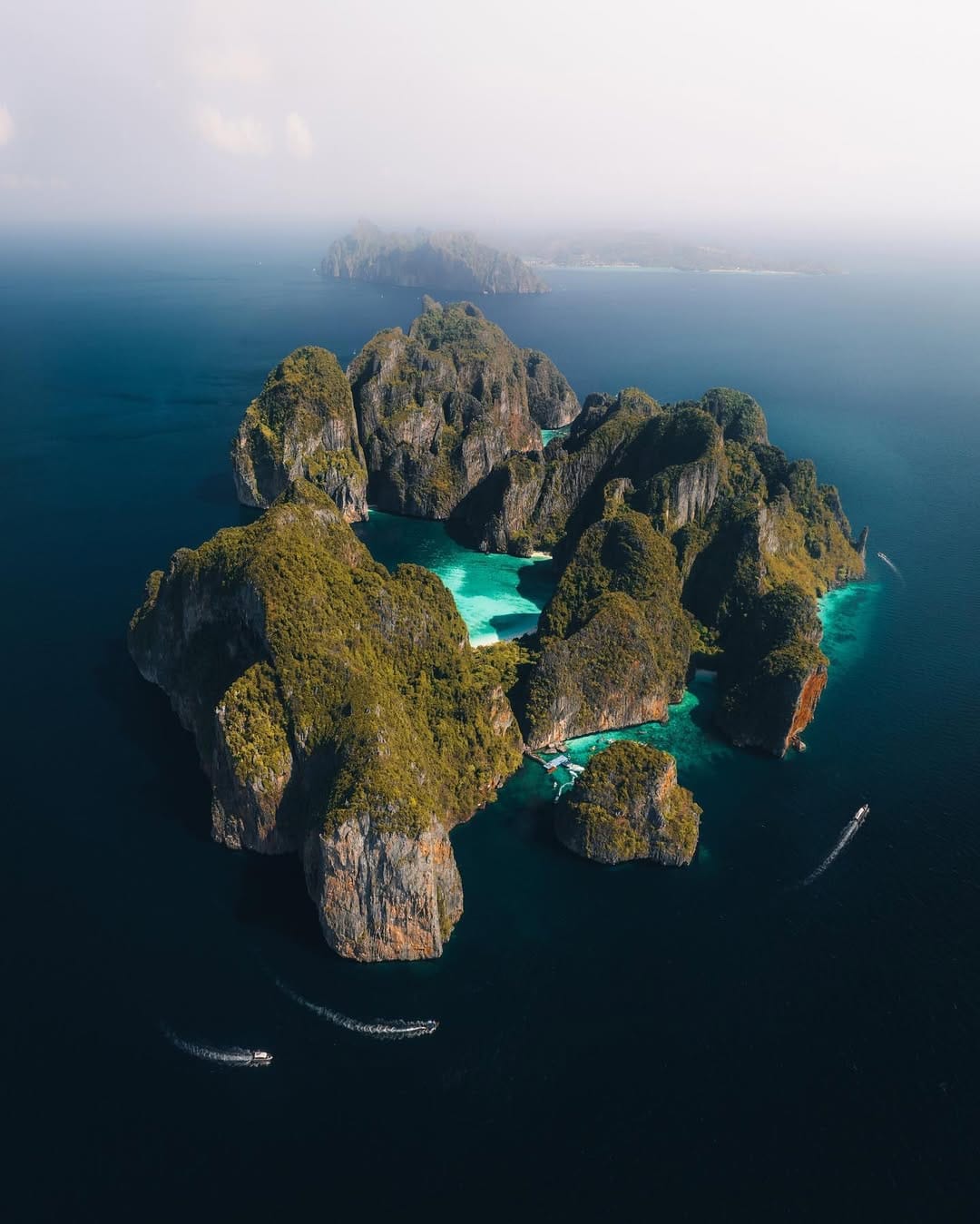 Post 3 by Mathias Rhode - Traveler Story on Instagram (image)