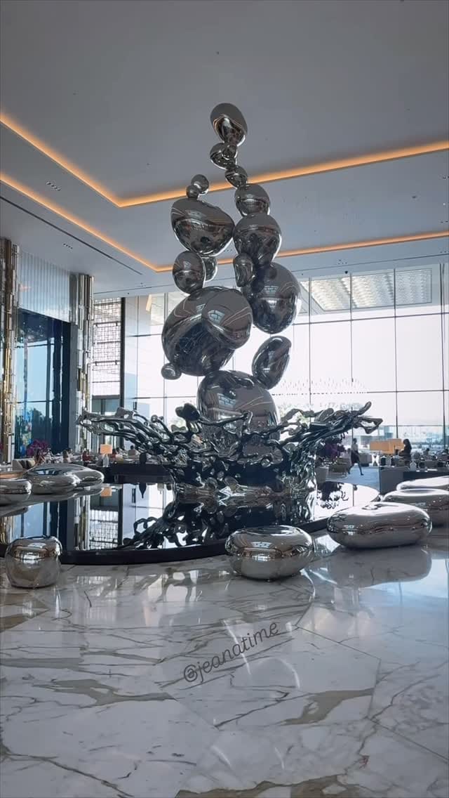 Post 2 by Jeana Khalil Asmaro on Instagram (video)