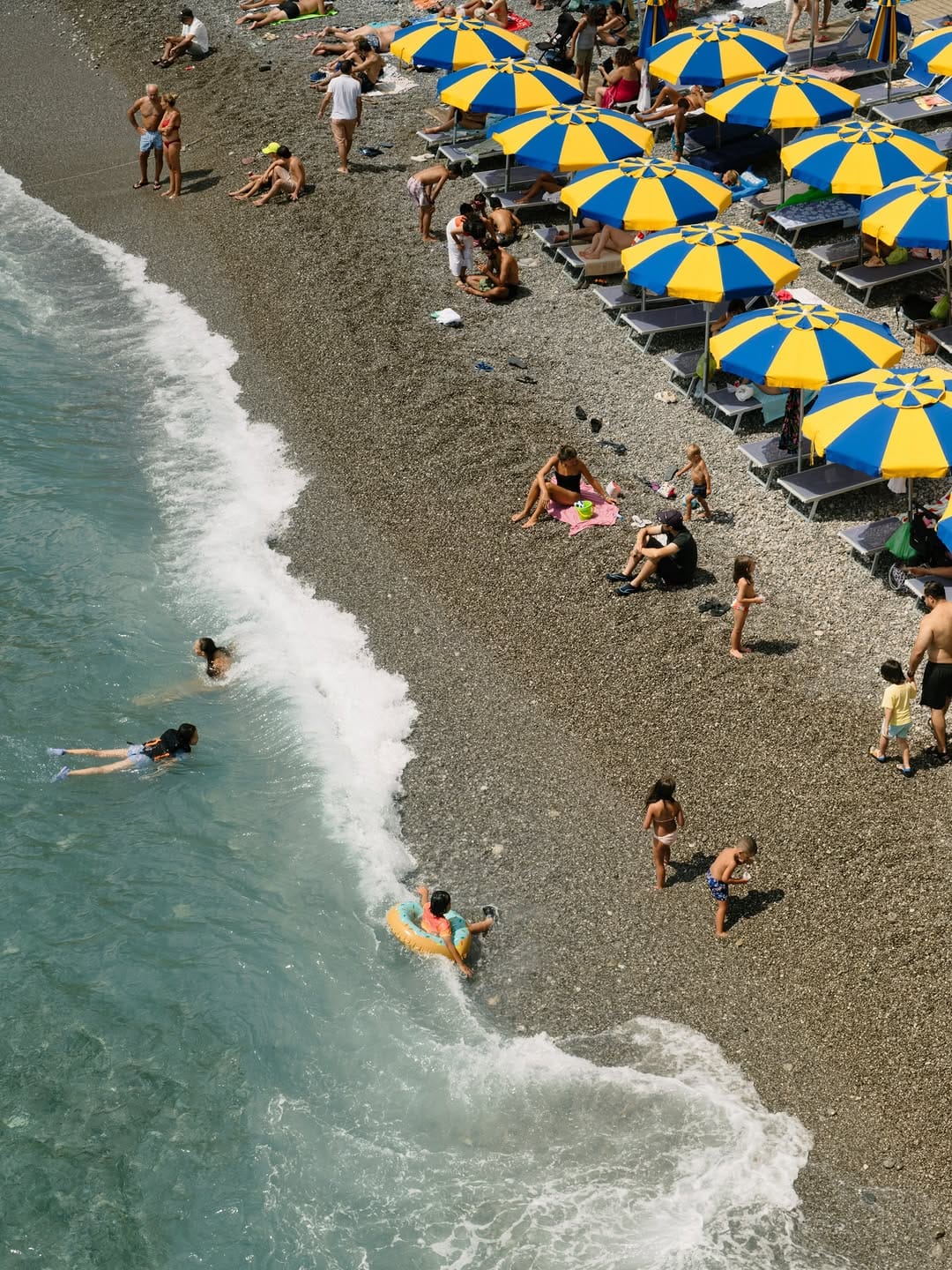 Post 9 by Emanuele Vignoli on Instagram (carousel)