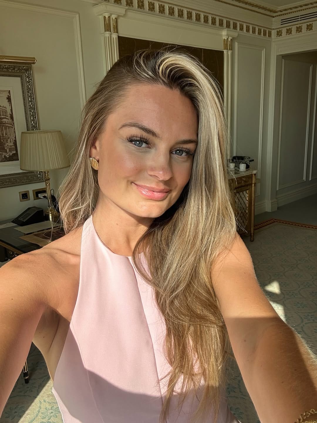 Post 6 by Désirée Trost on Instagram (image)