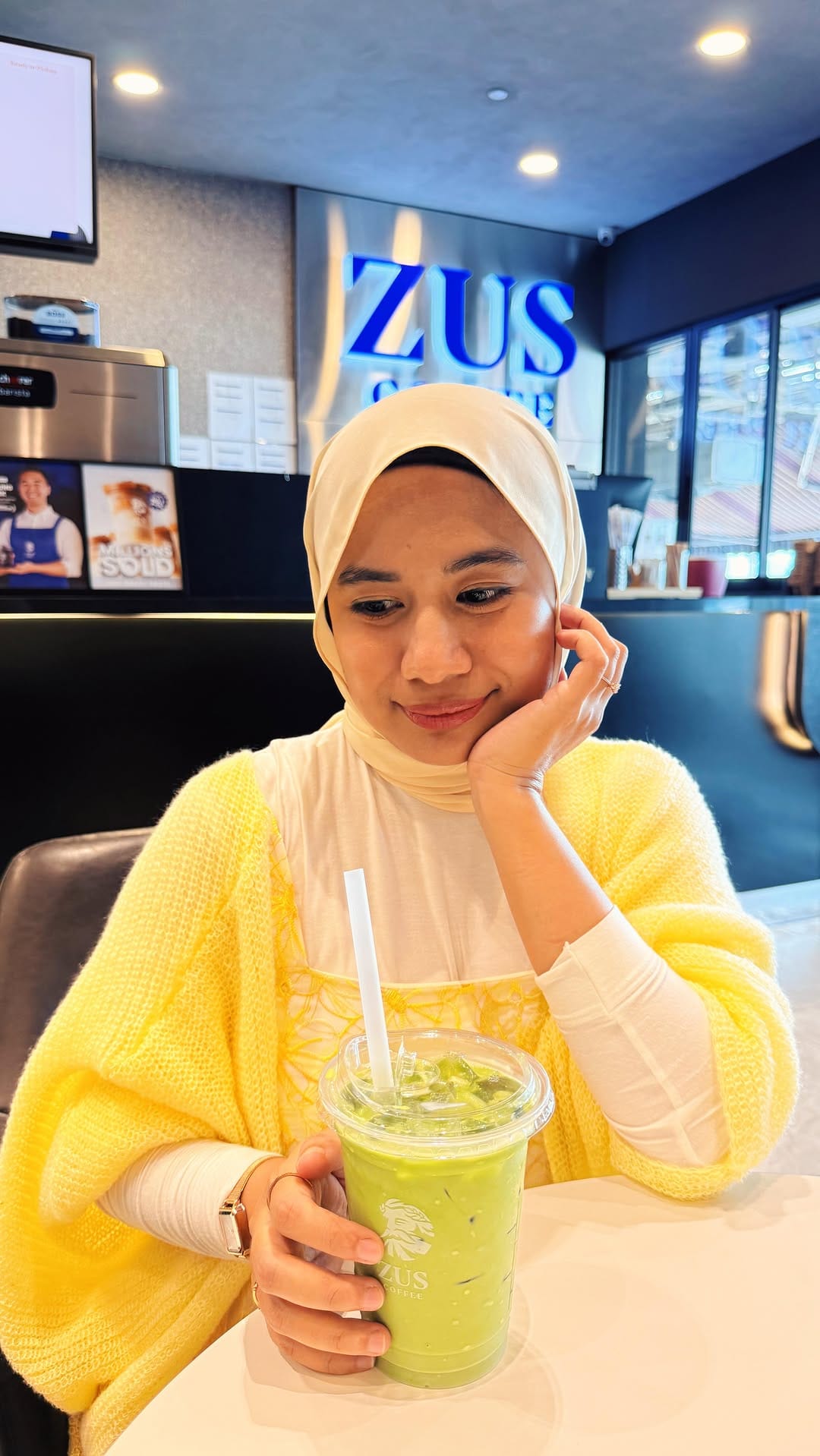 Post 10 by Elle 🇲🇾🇫🇷🇹🇷🏴󠁧󠁢󠁳󠁣󠁴󠁿🇬🇧🇦🇩🇰🇷🇹🇭🇳🇿🇩🇪🇦🇹🇨🇭🇨🇿🇸🇰🇭🇺🇳🇱🇮🇩🇹🇼🇻🇳🇭🇰🇯🇵 on Instagram (video)