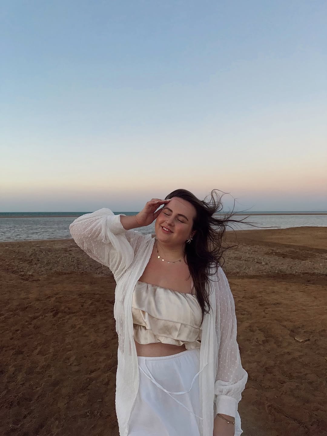 Post 8 by Bella Julie Wassé 🦋 Berlin on Instagram (carousel)