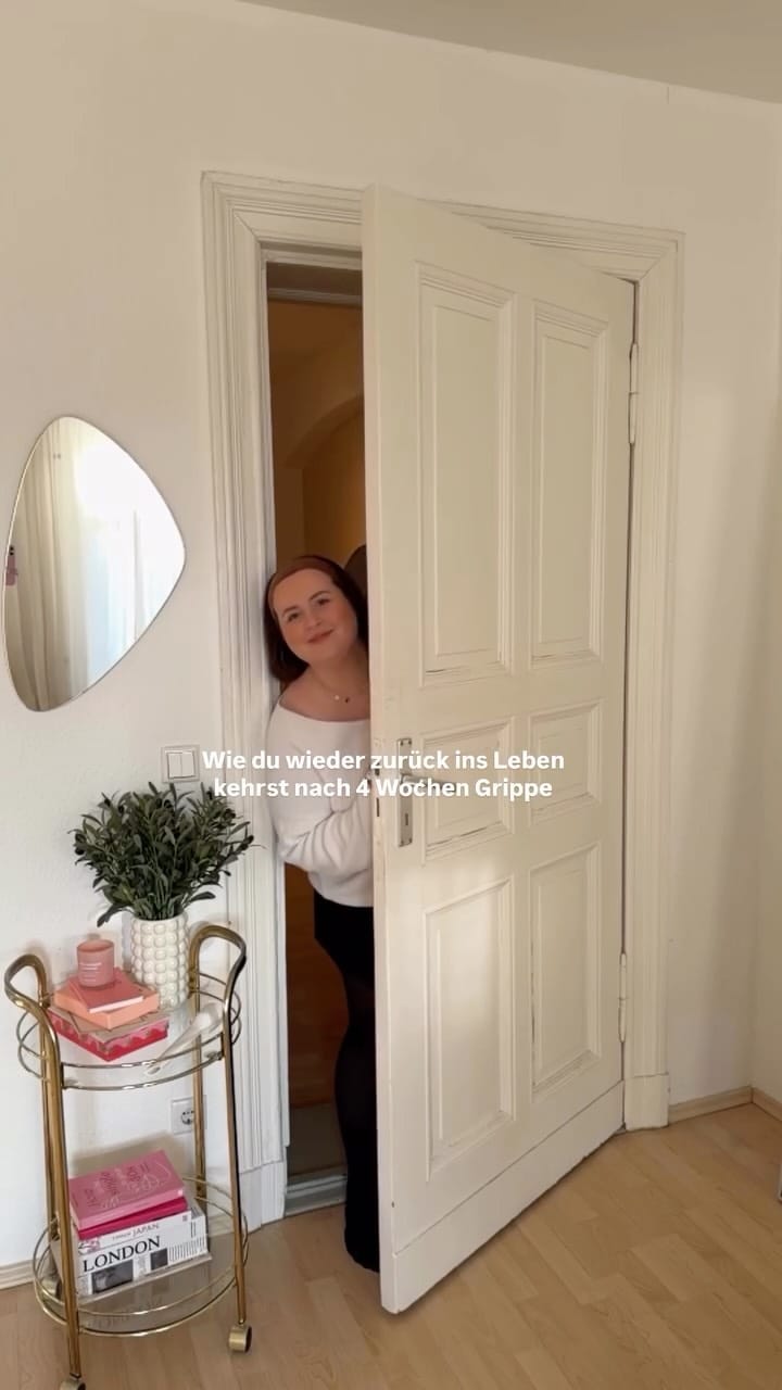 Post 2 by Bella Julie Wassé 🦋 Berlin on Instagram (video)