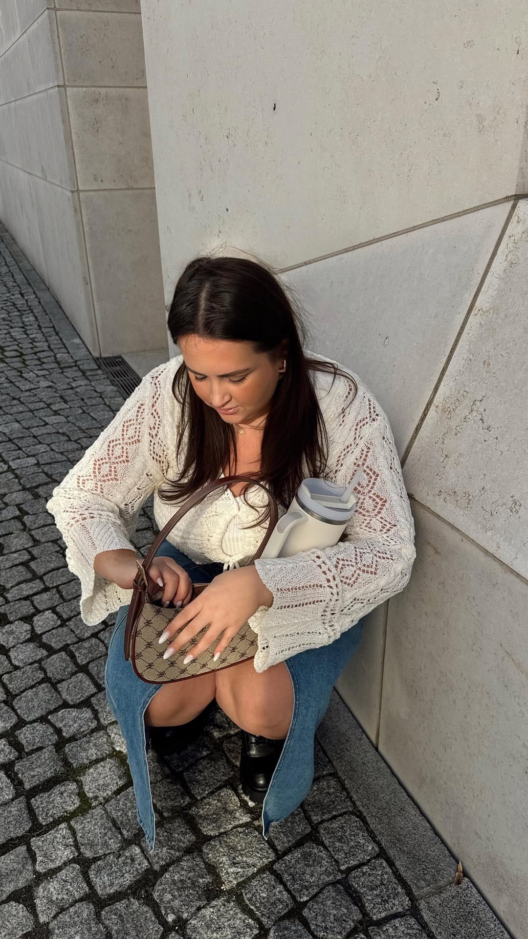 Post 9 by Bella Julie Wassé 🦋 Berlin on Instagram (video)