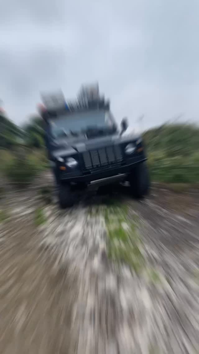 Post 3 by DefenderExploreTheNorth - VANLIFE - OVERLANDER on Instagram (video)