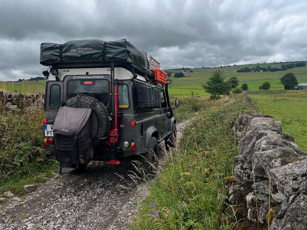 Post 4 by DefenderExploreTheNorth - VANLIFE - OVERLANDER on Instagram (carousel)