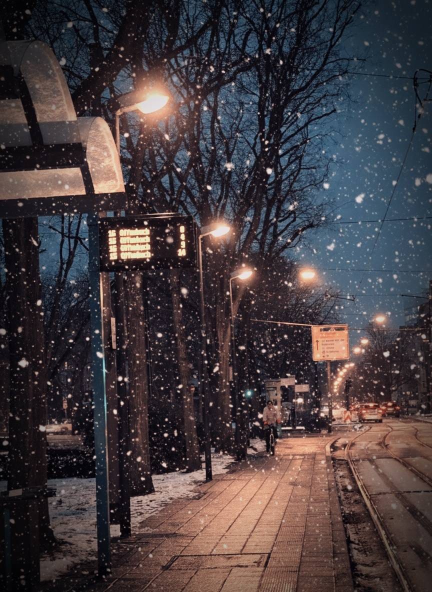 Post 2 by Jhosh Zeugirdor on Instagram (carousel)