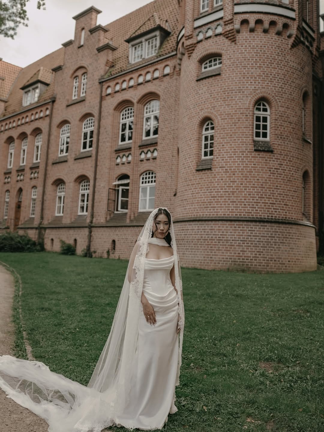 Post 3 by Claudia Carolina | Content Creator on Instagram (carousel)