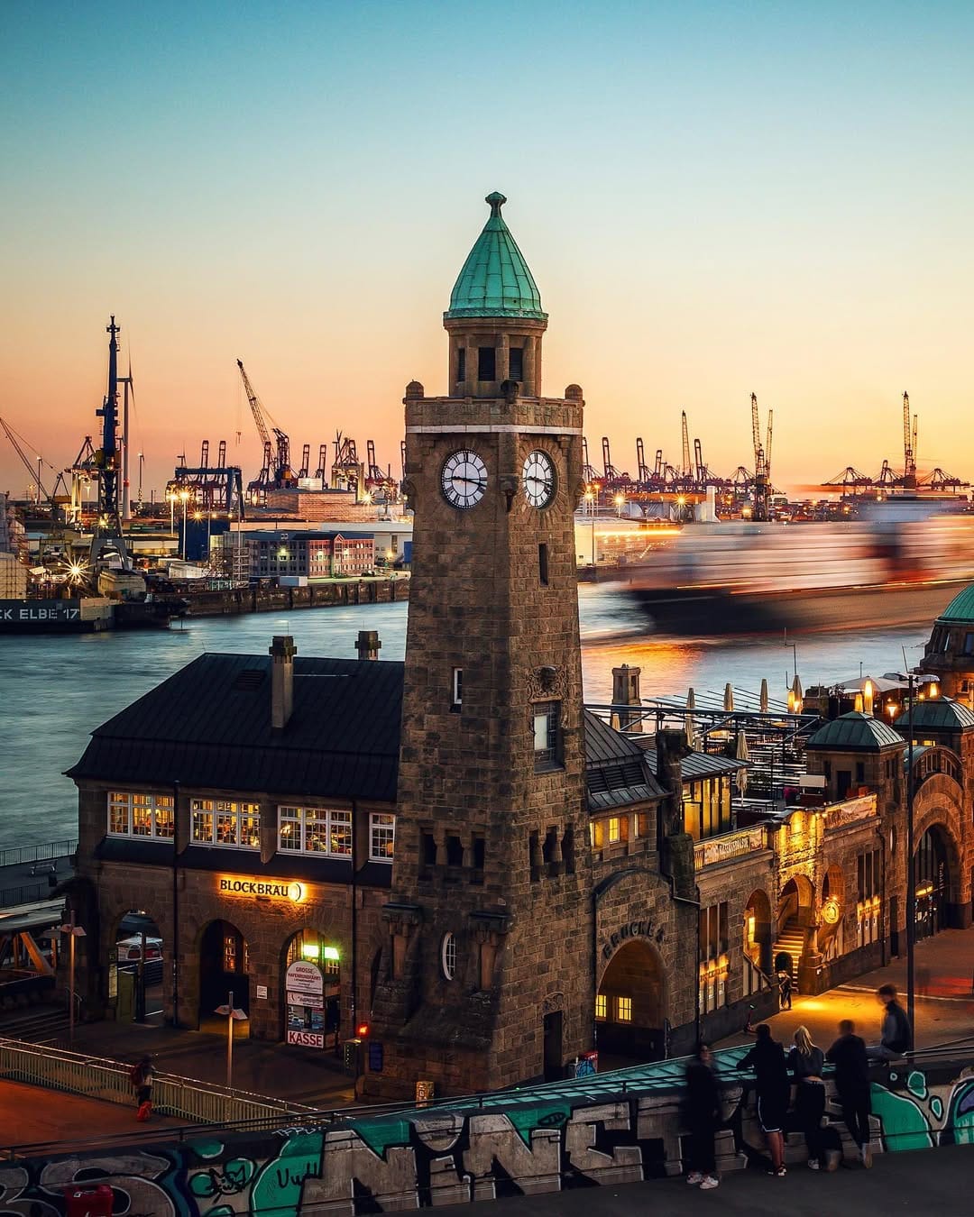 Post 6 by Sören Bartosch on Instagram (image)