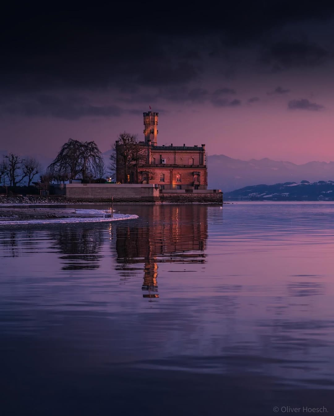 Post 5 by Oliver Hoesch on Instagram (image)