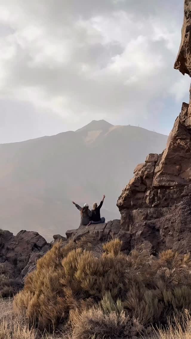 Post 3 by ᴀʟᴇɴᴀ |ᴛʀᴀᴠᴇʟ & ᴍᴏᴜɴᴛᴀɪɴs on Instagram (video)