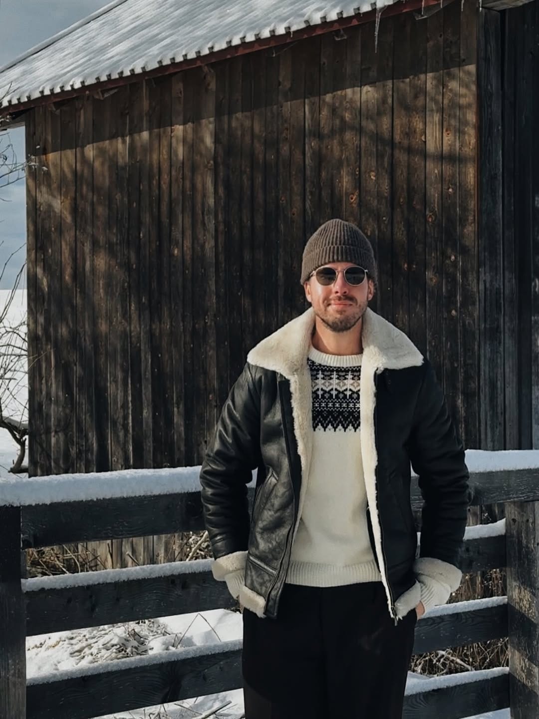 Post 4 by sebastian schmidt on Instagram (carousel)