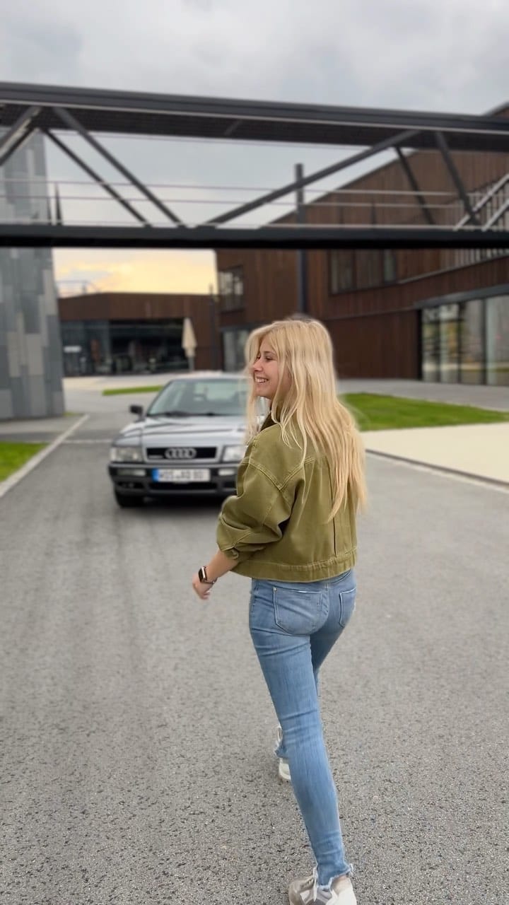Post 10 by Nadine Freund on Instagram (video)