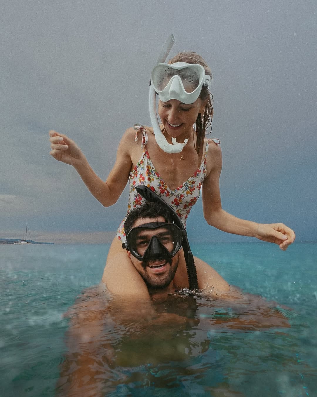Post 5 by Travel couple l Photography l Adventure on Instagram (carousel)
