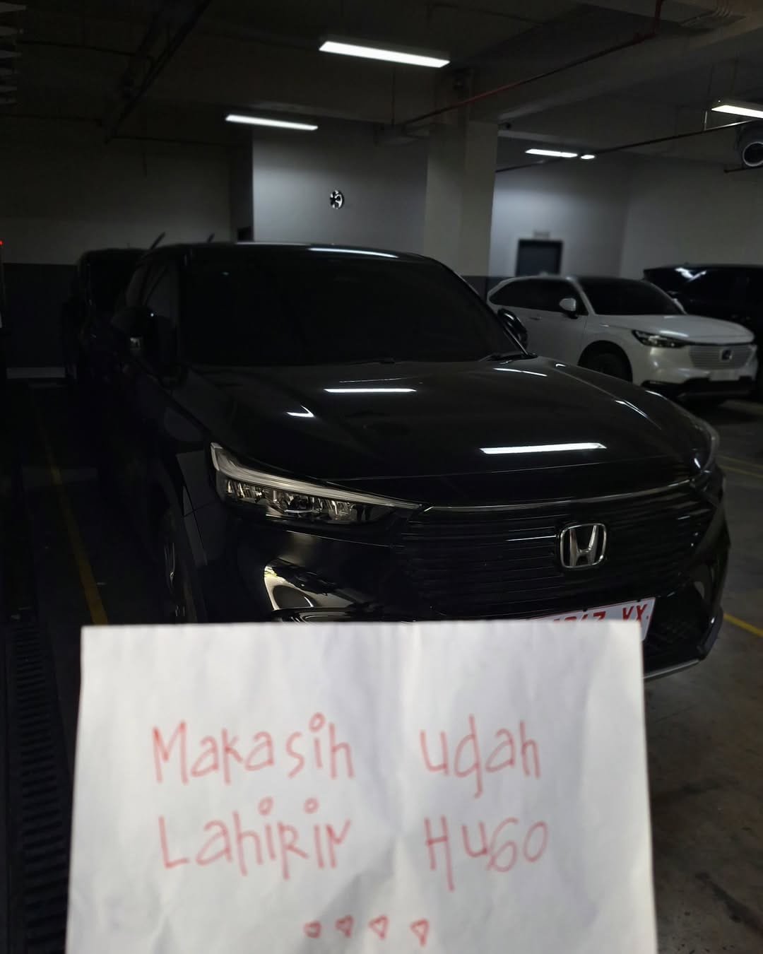 Post 10 by Deassy Permatasari on Instagram (image)