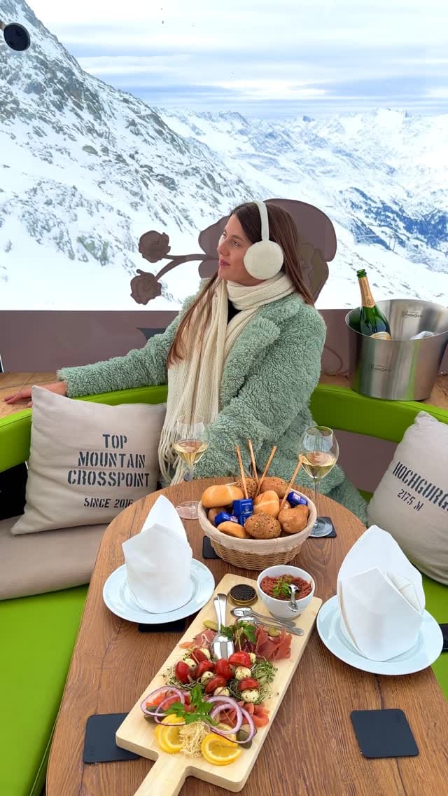 Post 2 by Nathalie Aron 🌍 Adventure & Luxury Travel Creator on Instagram (video)