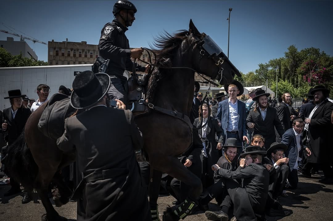 Post 3 by Sergey Ponomarev on Instagram (carousel)