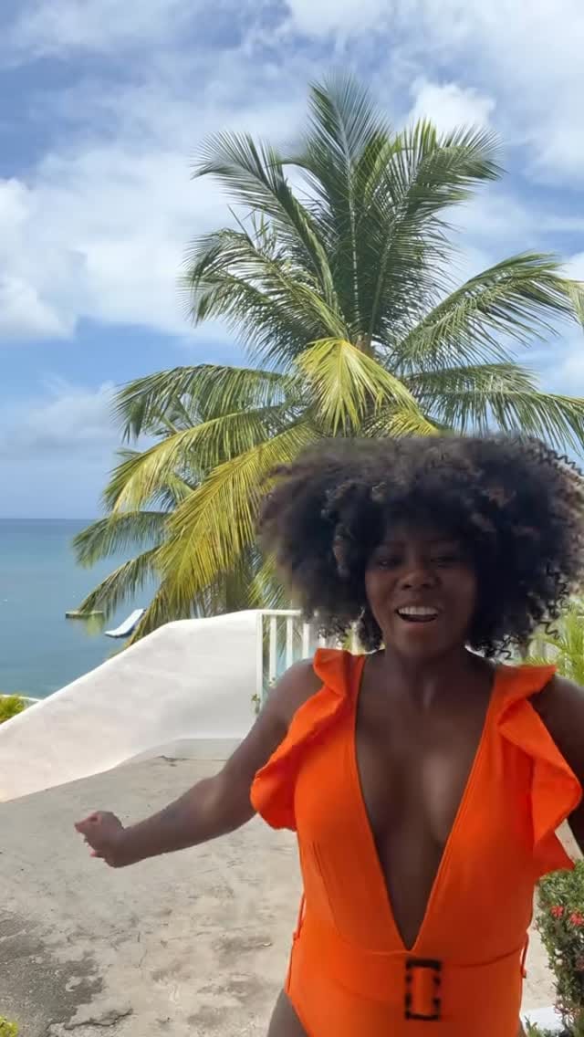 Post 3 by Patrice -  On-air Host║ Writer║📍NYC on Instagram (video)