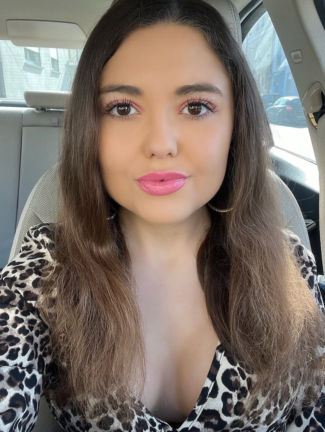 Post 10 by Alex on Instagram (image)
